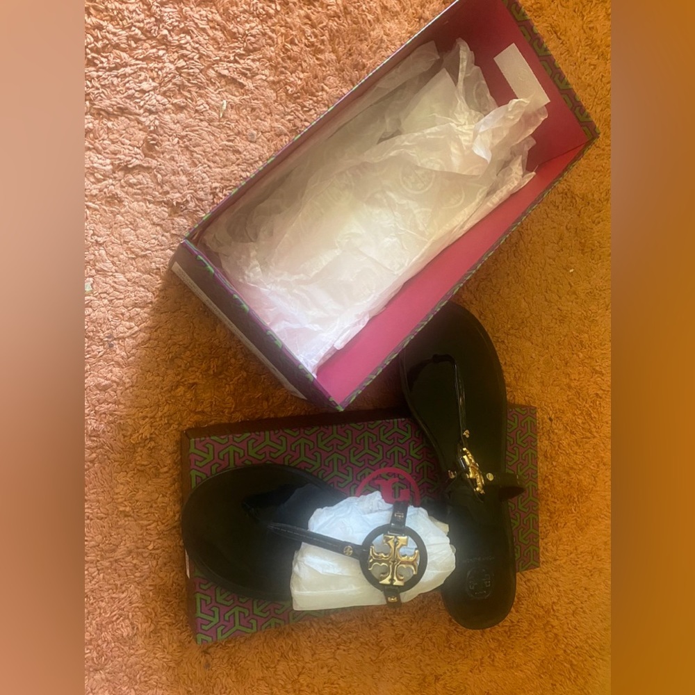Women's sandals